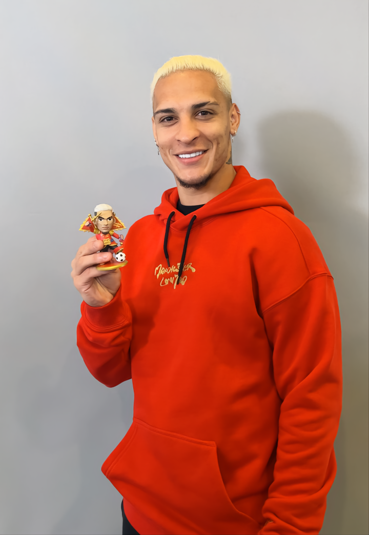 圣安东尼奥马刺迎欧冠关键赛，今晚完成体检，更衣室稳定，更衣室氛围转暖的简单介绍